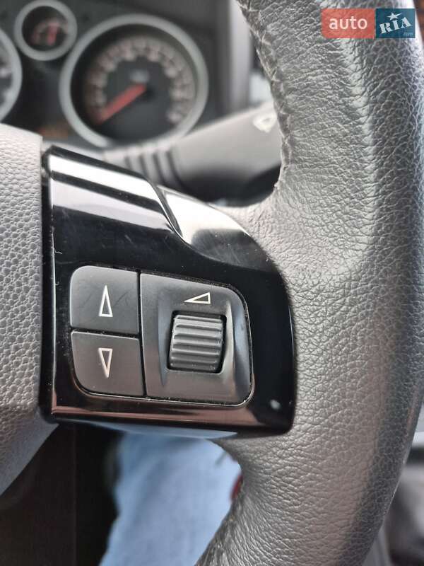 Мінівен Opel Zafira 2011 в Одесі