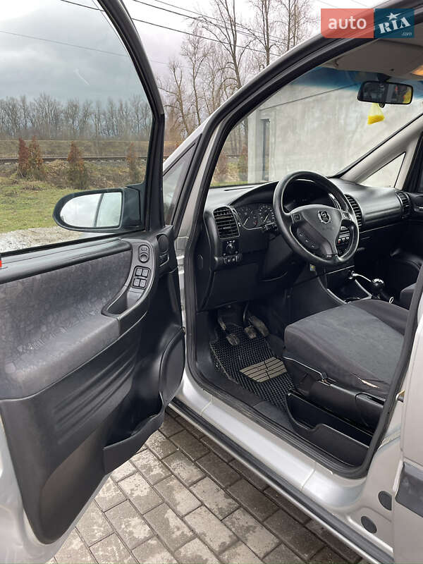 Минивэн Opel Zafira 1999 в Тересве фото 6 Минивэн Opel Zafira 1999 в Тересве