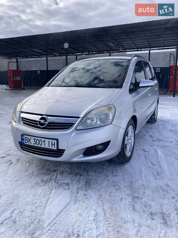 Opel Zafira 2008 Opel Zafira 2008