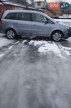 Мінівен Opel Zafira 2011 в Дніпрі