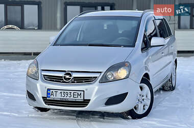 Минивэн Opel Zafira 2011 в Ивано-Франковске