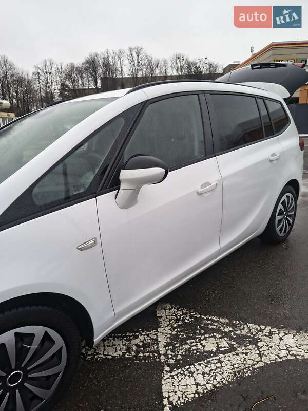 Минивэн Opel Zafira 2014 в Харькове