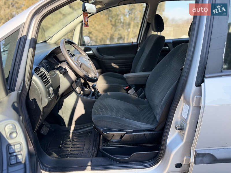 Минивэн Opel Zafira 2004 в Черновцах фото 24 Минивэн Opel Zafira 2004 в Черновцах