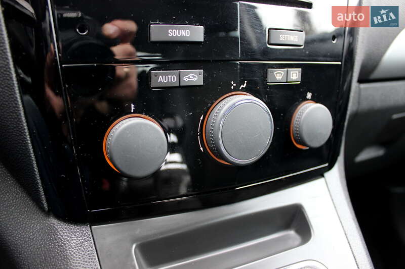 Минивэн Opel Zafira 2011 в Самборе фото 79 Минивэн Opel Zafira 2011 в Самборе