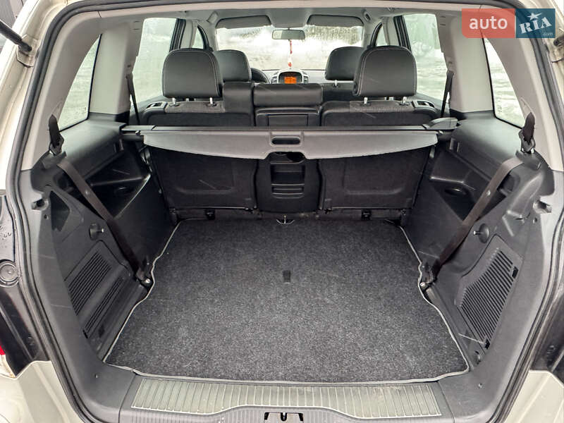 Минивэн Opel Zafira 2009 в Надворной фото 23 Минивэн Opel Zafira 2009 в Надворной