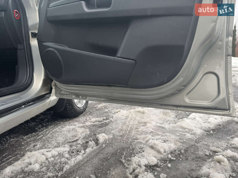 Минивэн Opel Zafira 2009 в Надворной фото 31 Минивэн Opel Zafira 2009 в Надворной