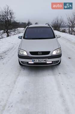 Минивэн Opel Zafira 2001 в Ромнах