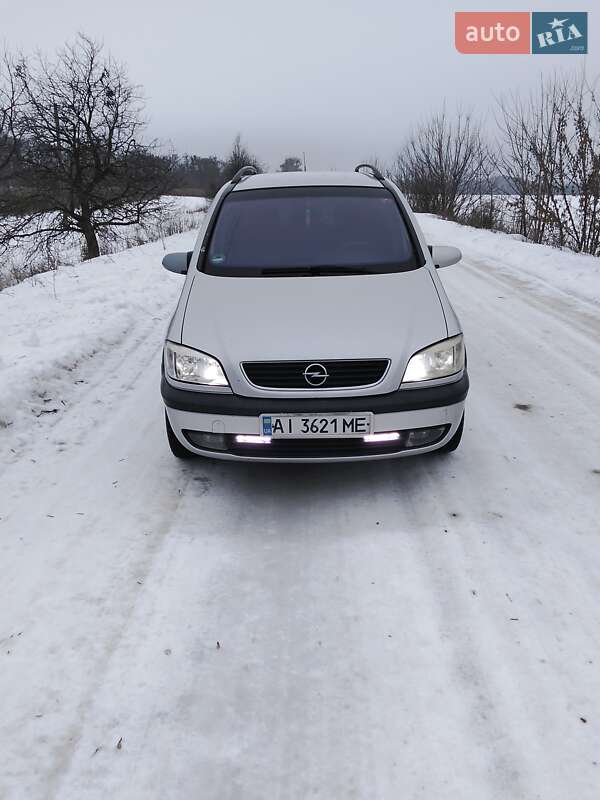 Opel Zafira 2001