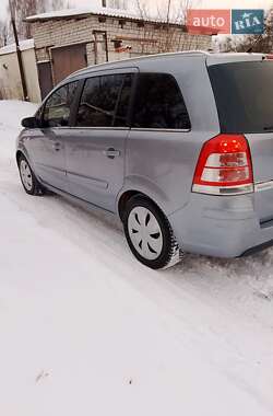 Мінівен Opel Zafira 2008 в Чернігові