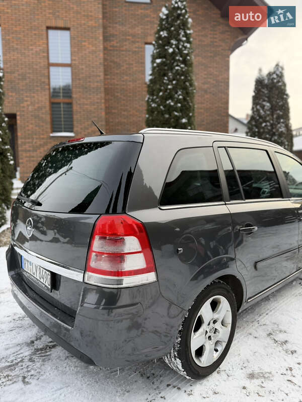 Минивэн Opel Zafira 2009 в Луцке фото 27 Минивэн Opel Zafira 2009 в Луцке