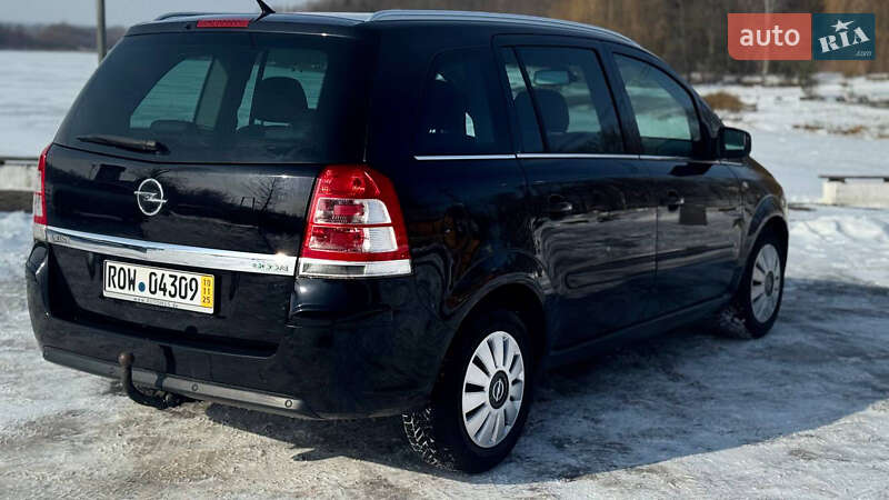 Минивэн Opel Zafira 2009 в Ивано-Франковске фото 7 Минивэн Opel Zafira 2009 в Ивано-Франковске