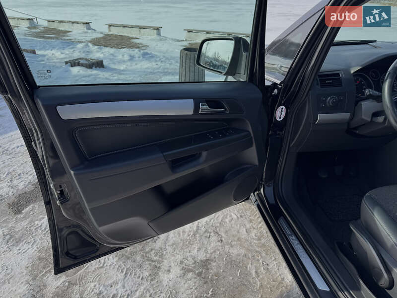 Минивэн Opel Zafira 2009 в Ивано-Франковске фото 11 Минивэн Opel Zafira 2009 в Ивано-Франковске