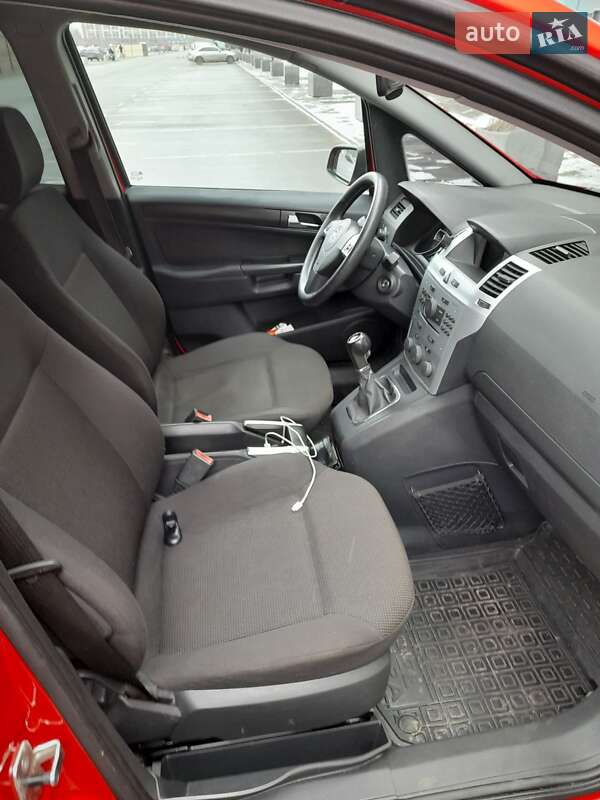 Минивэн Opel Zafira 2009 в Киеве фото 11 Минивэн Opel Zafira 2009 в Киеве
