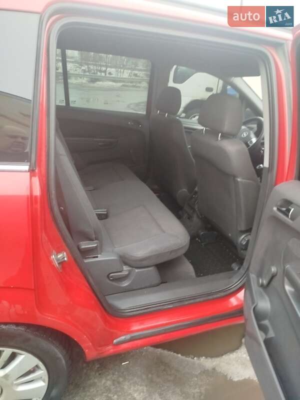 Минивэн Opel Zafira 2009 в Киеве фото 9 Минивэн Opel Zafira 2009 в Киеве