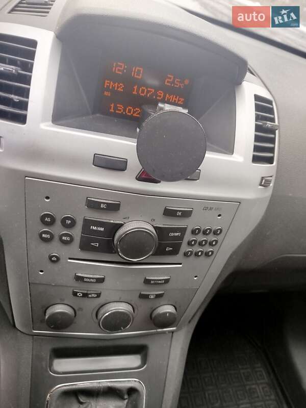 Минивэн Opel Zafira 2009 в Киеве фото 12 Минивэн Opel Zafira 2009 в Киеве