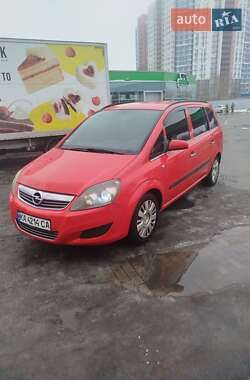 Минивэн Opel Zafira 2009 в Киеве