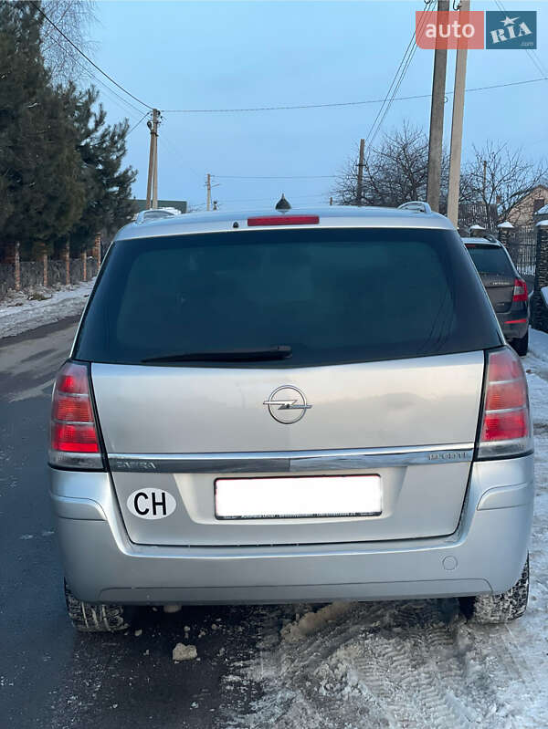 Минивэн Opel Zafira 2008 в Луцке фото 6 Минивэн Opel Zafira 2008 в Луцке