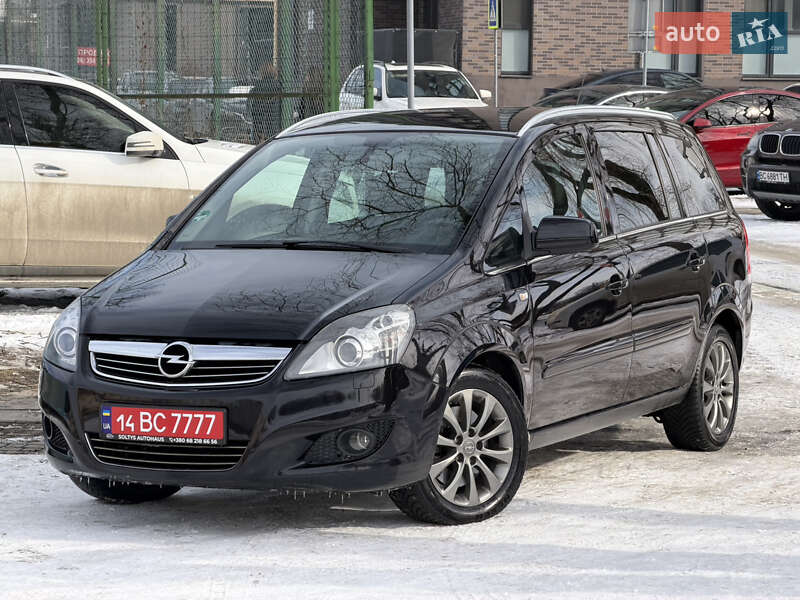 Opel Zafira 2011
