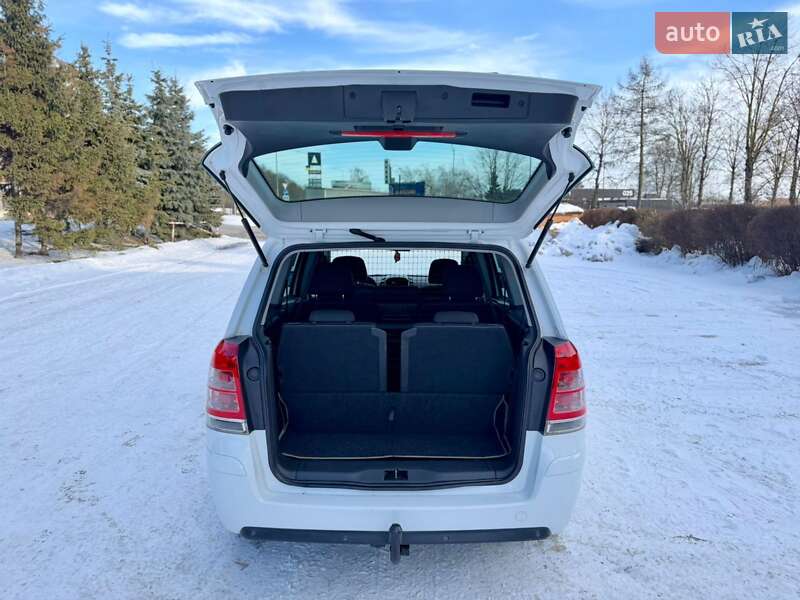 Минивэн Opel Zafira 2011 в Тернополе фото 27 Минивэн Opel Zafira 2011 в Тернополе