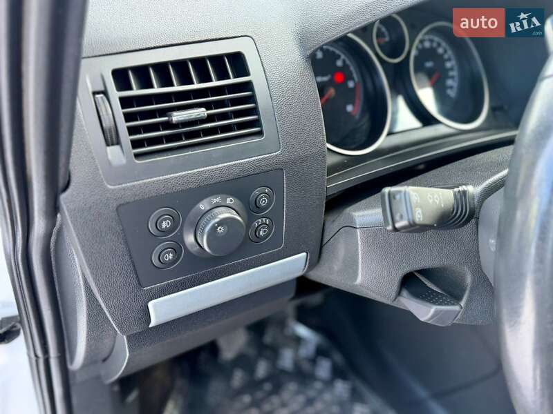 Минивэн Opel Zafira 2011 в Тернополе фото 31 Минивэн Opel Zafira 2011 в Тернополе