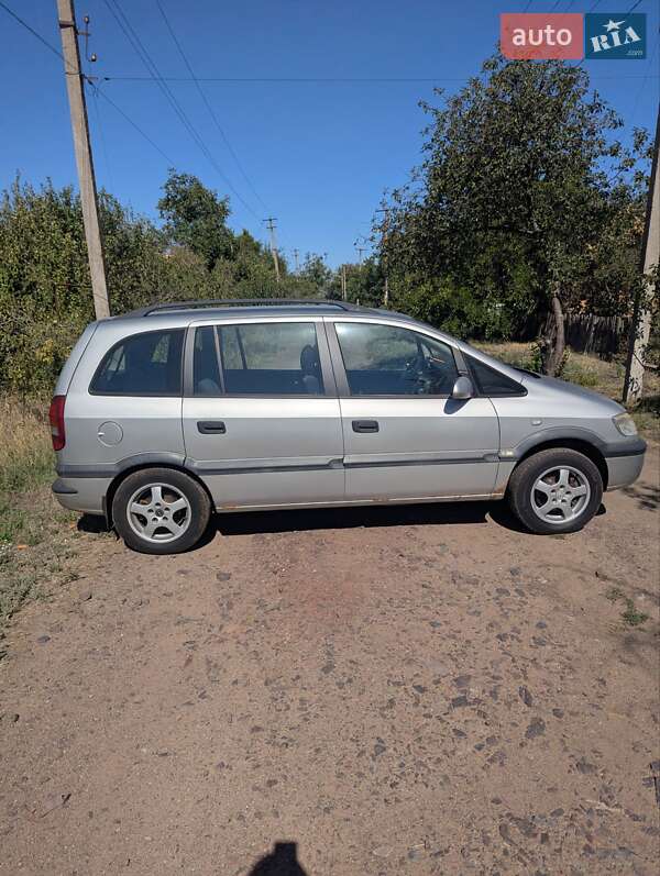Минивэн Opel Zafira 2002 в Кривом Роге фото 2 Минивэн Opel Zafira 2002 в Кривом Роге