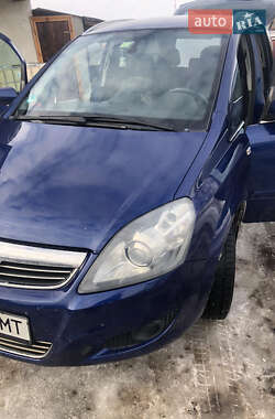 Мінівен Opel Zafira 2008 в Радехові