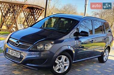 Минивэн Opel Zafira 2010 в Бориславе