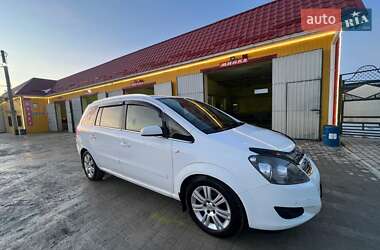 Минивэн Opel Zafira 2012 в Дунаевцах