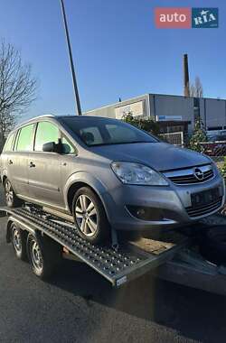 Минивэн Opel Zafira 2009 в Прилуках