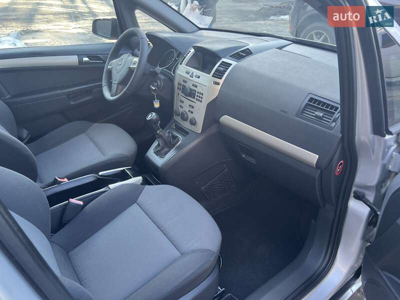 Минивэн Opel Zafira 2008 в Бучаче фото 23 Минивэн Opel Zafira 2008 в Бучаче