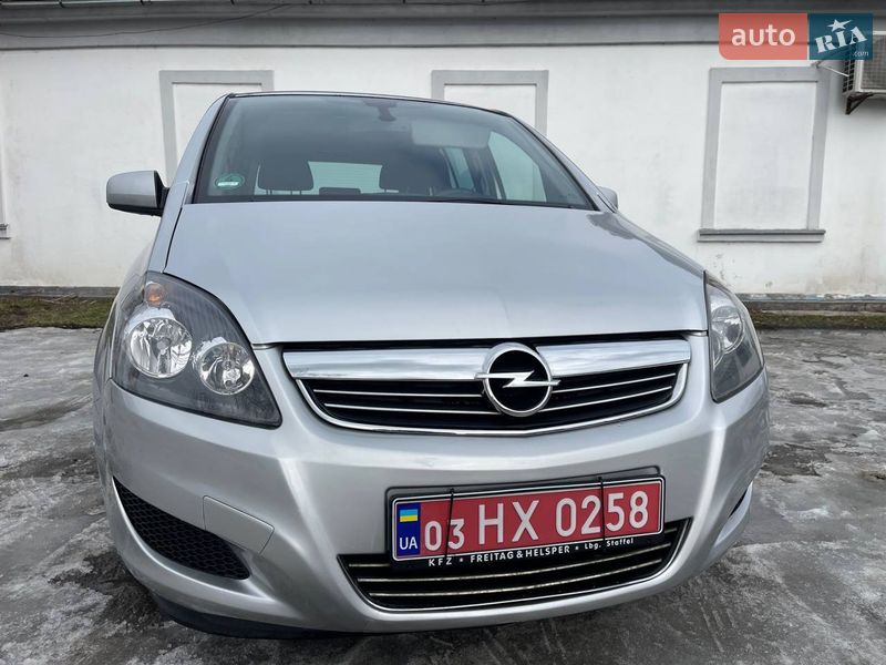 Мінівен Opel Zafira 2010 в Білій Церкві
