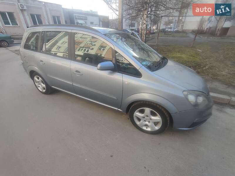 Минивэн Opel Zafira 2007 в Дрогобыче фото Минивэн Opel Zafira 2007 в Дрогобыче