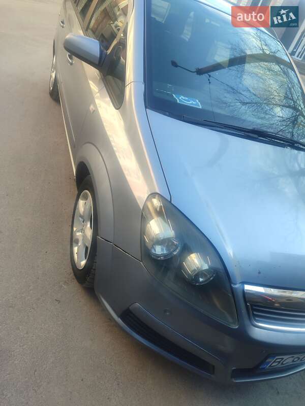 Минивэн Opel Zafira 2007 в Дрогобыче фото 19 Минивэн Opel Zafira 2007 в Дрогобыче