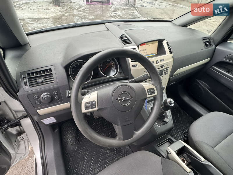 Минивэн Opel Zafira 2008 в Белой Церкви