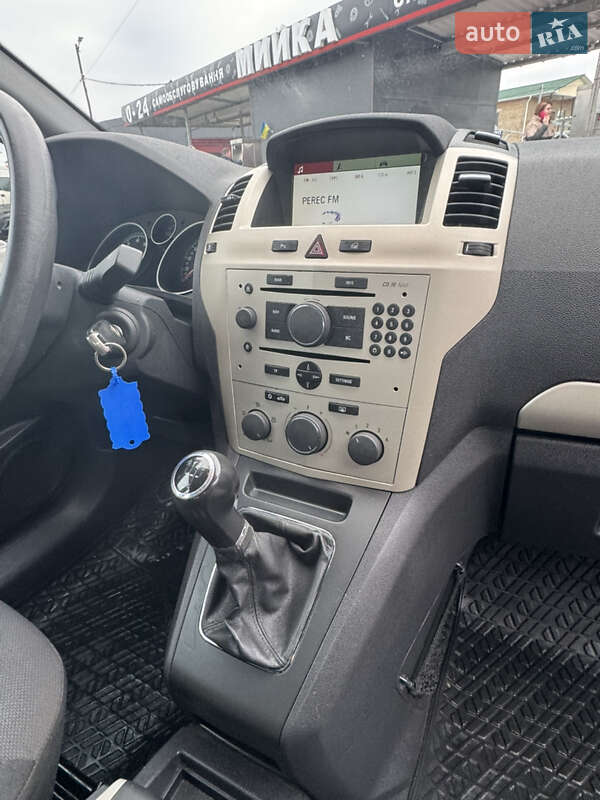 Минивэн Opel Zafira 2008 в Белой Церкви