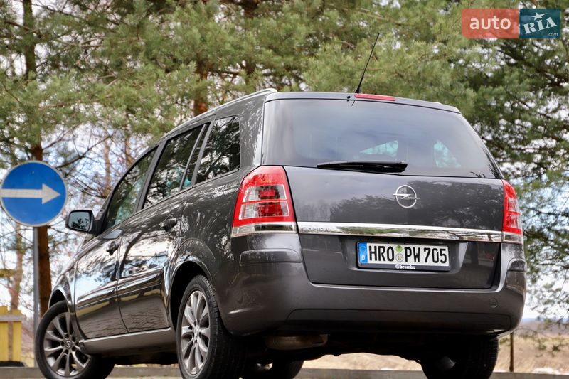 Минивэн Opel Zafira 2011 в Дрогобыче фото 18 Минивэн Opel Zafira 2011 в Дрогобыче