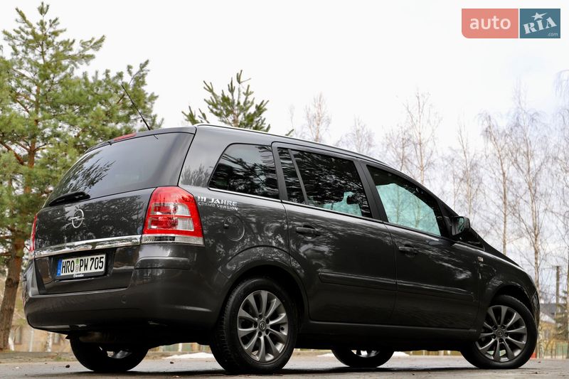 Минивэн Opel Zafira 2011 в Дрогобыче фото 39 Минивэн Opel Zafira 2011 в Дрогобыче
