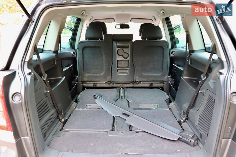 Минивэн Opel Zafira 2011 в Дрогобыче фото 77 Минивэн Opel Zafira 2011 в Дрогобыче