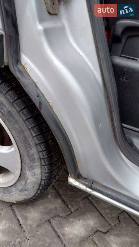 Минивэн Opel Zafira 2000 в Немишаево