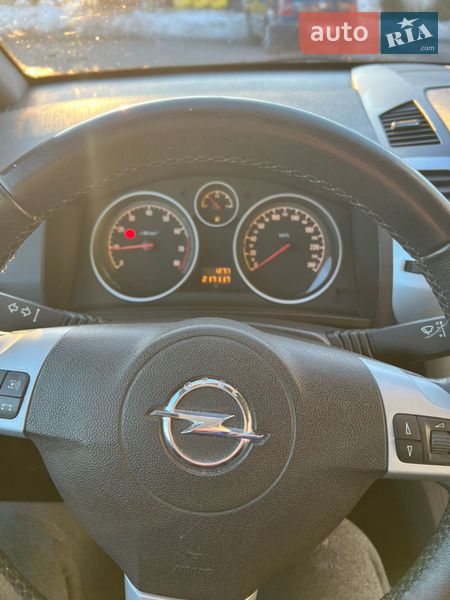 Минивэн Opel Zafira 2012 в Жмеринке