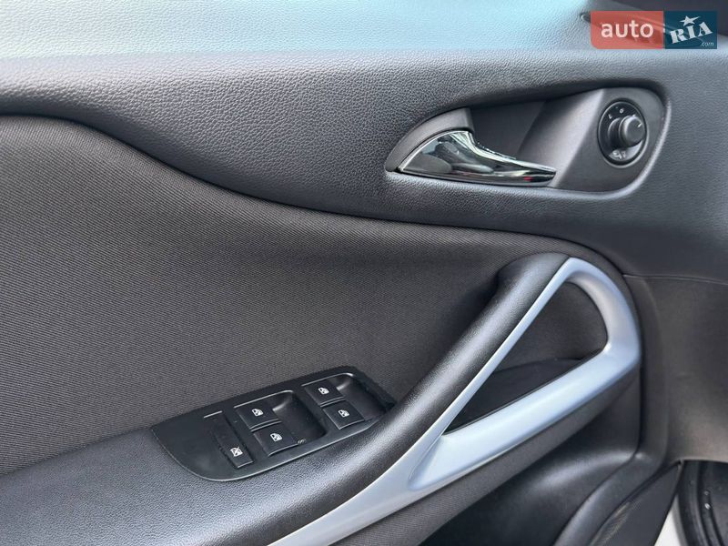 Микровэн Opel Zafira 2014 в Львове