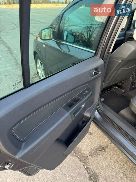 Минивэн Opel Zafira 2009 в Киеве