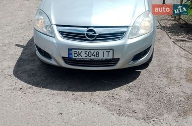 Мінівен Opel Zafira 2008 в Рівному