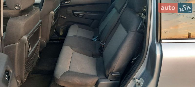 Минивэн Opel Zafira 2007 в Буче