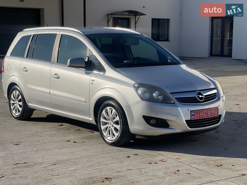 Opel Zafira 2010