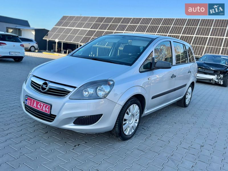 Минивэн Opel Zafira 2009 в Владимире