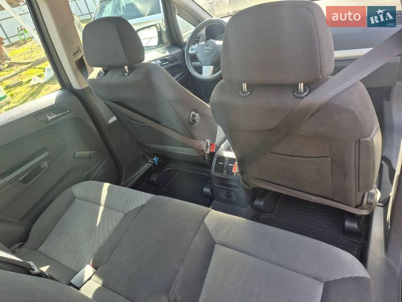 Минивэн Opel Zafira 2009 в Коломые