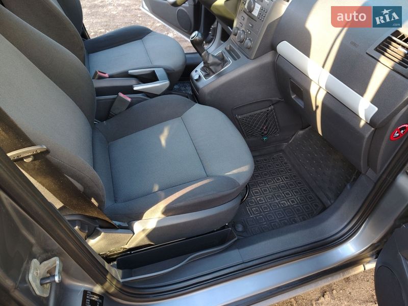 Минивэн Opel Zafira 2007 в Жмеринке