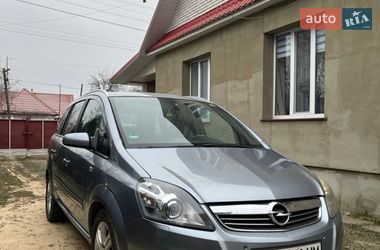 Минивэн Opel Zafira 2009 в Березному