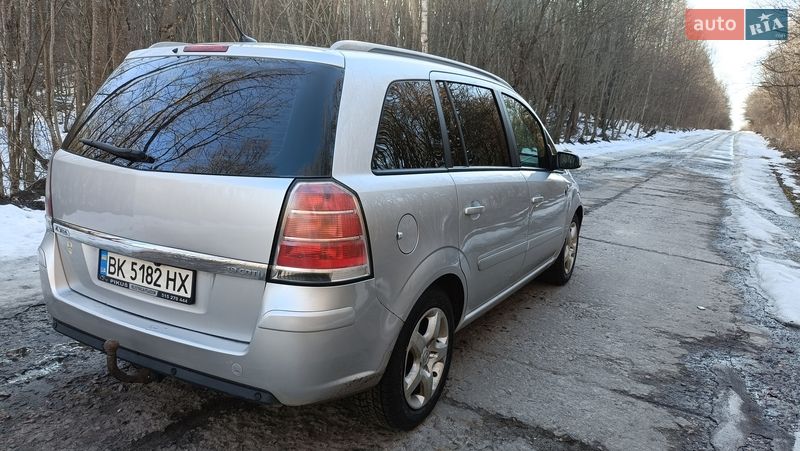 Opel Zafira 2005